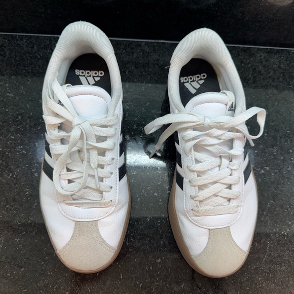 adidas VL 3 Court White Black Gum Sole Athletic Shoes - Picture 4 of 9